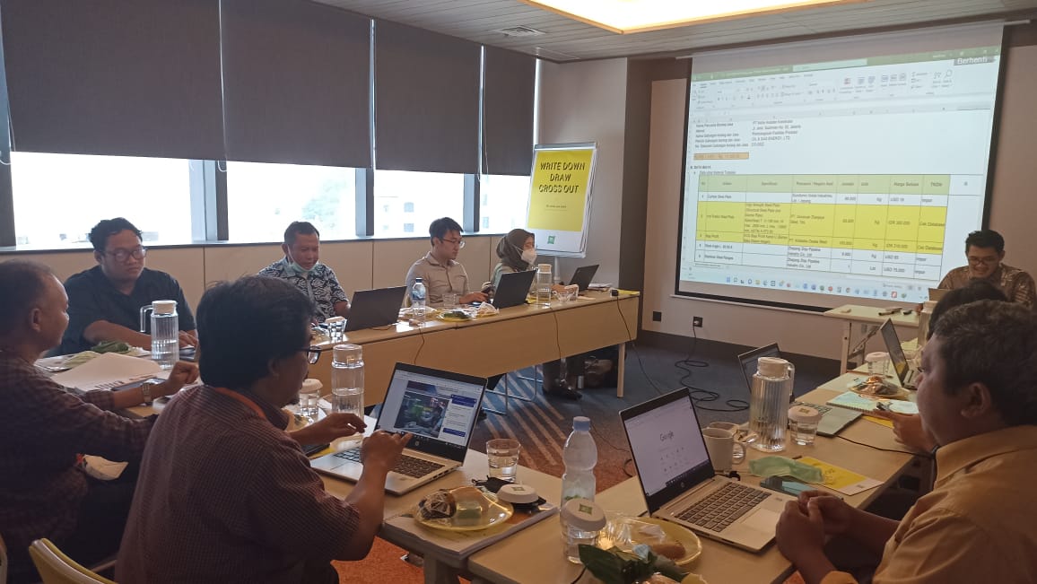 Bimbingan Teknis Perhitungan TKDN /Tingkat Komponen Dalam Negeri Bersama Peserta Dari Kementrian Keuangan Republik Indonesia 